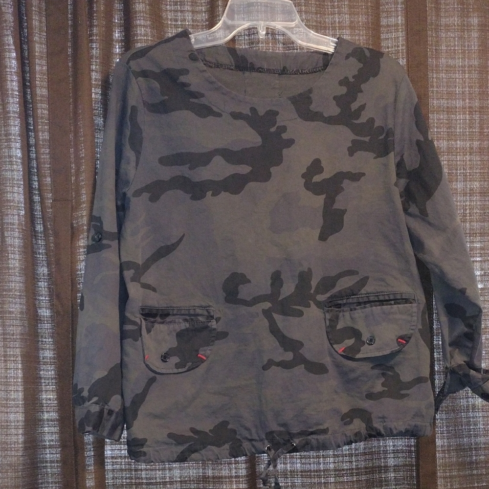Shine Camouflage Top
